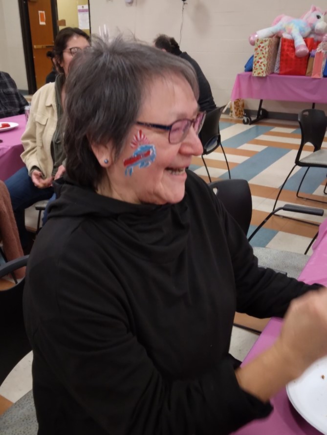 Beeda facepaint